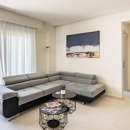 Sunlit Luxury Apartment, Rhodes *